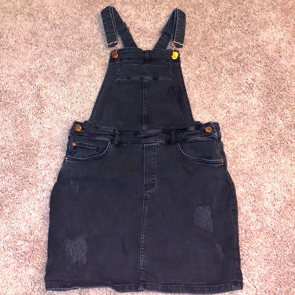Size 12 Distressed Overall Skirt